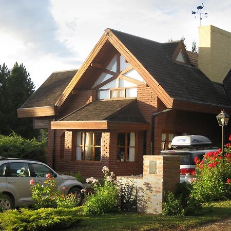 Hostería Canela B&B Esquel Exterior foto